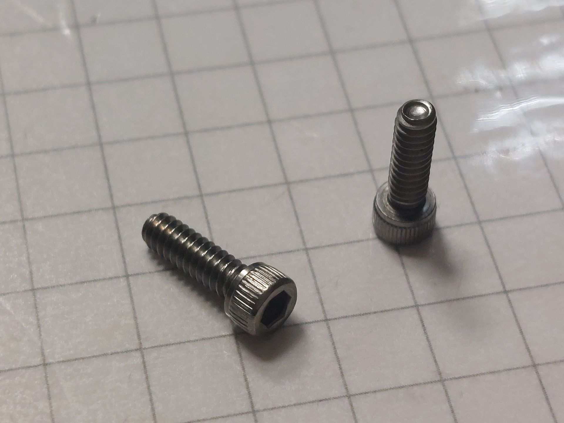[SHCS 4 - 40 X 3/8" LONG SST] WA09081/SS