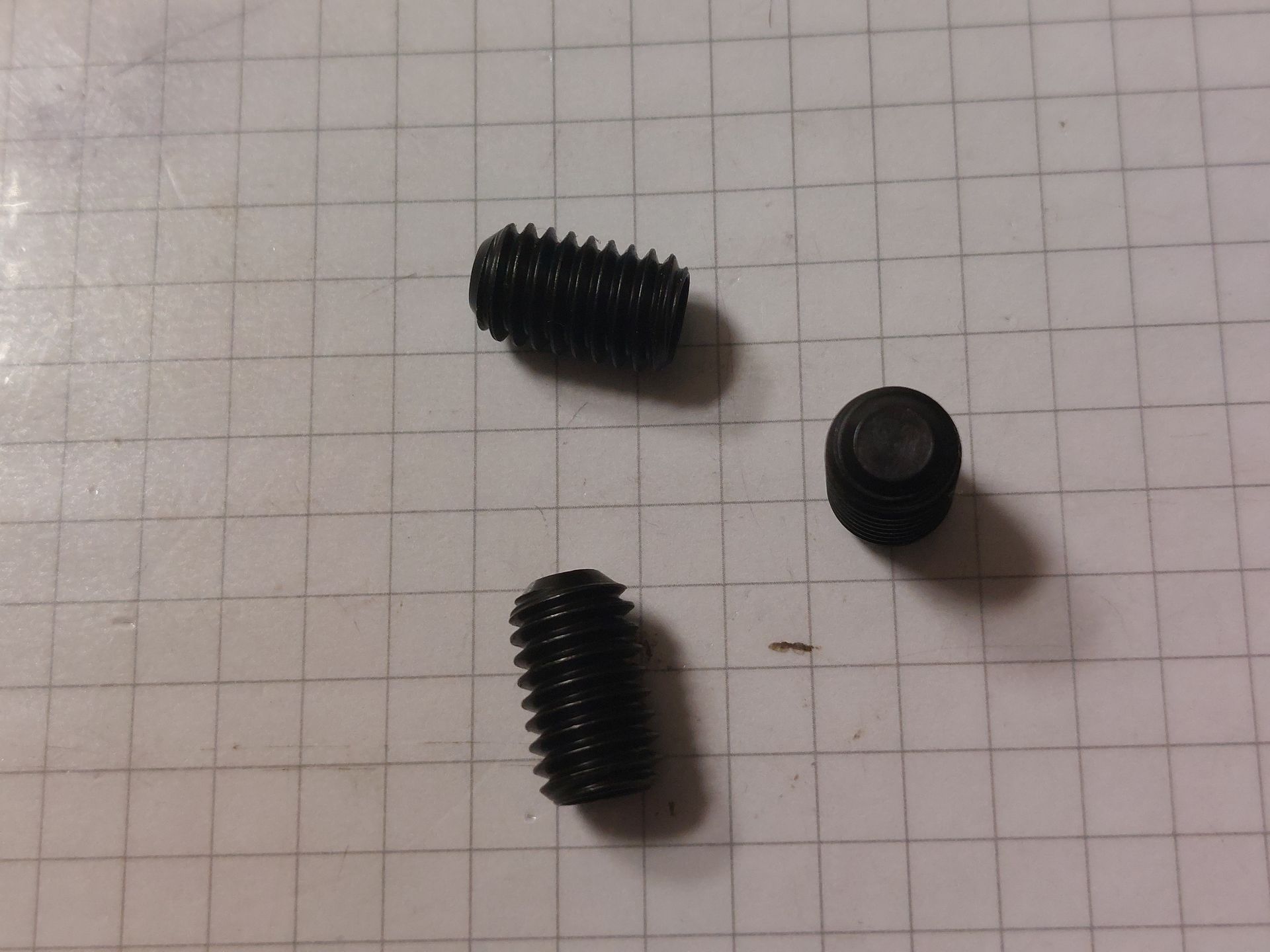 [HSSS 3/8-16 X 5/8 FLAT PT.] WA02939