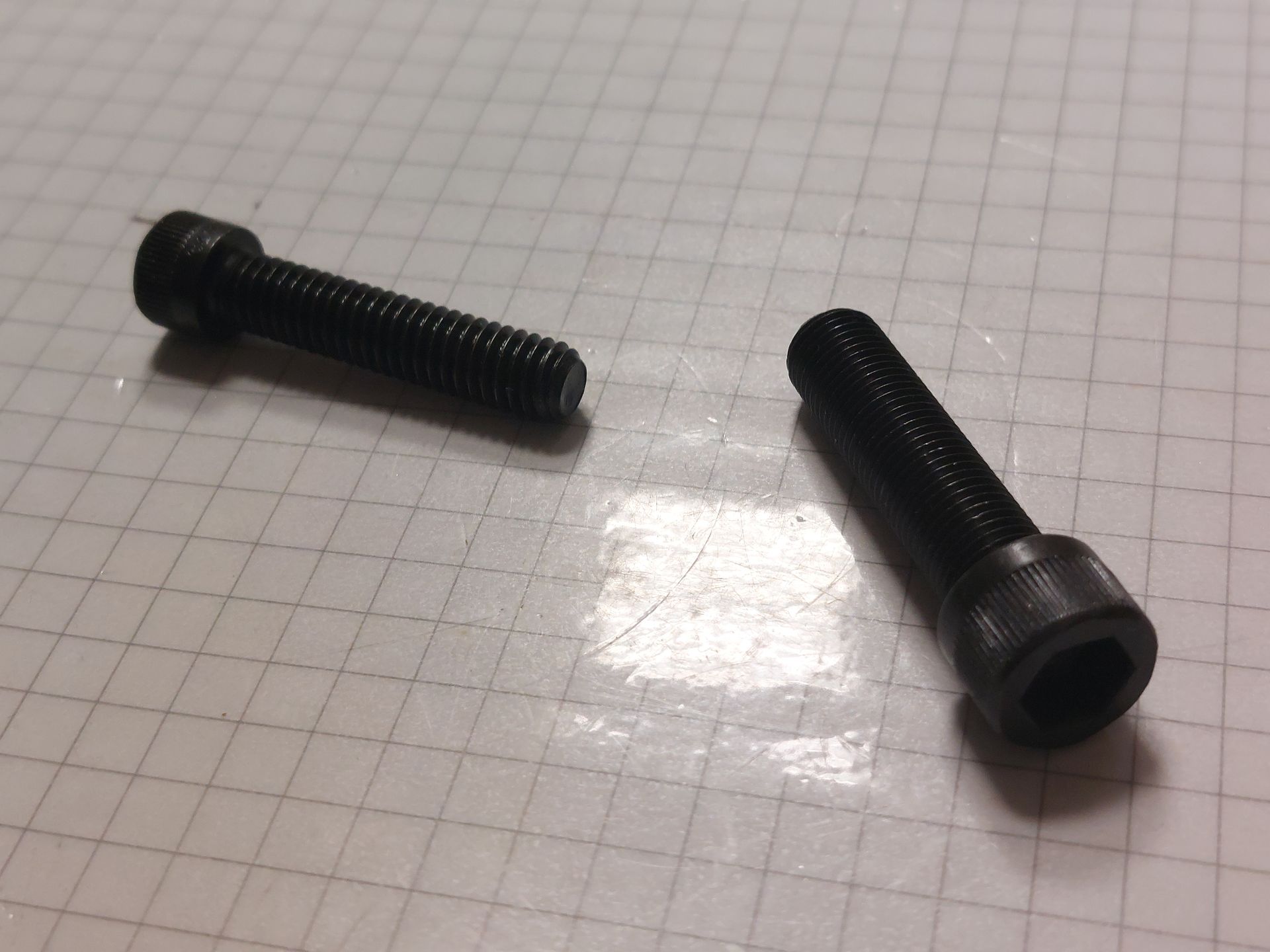 [SHCS 3/8 - 24 X 1.50] WA08171