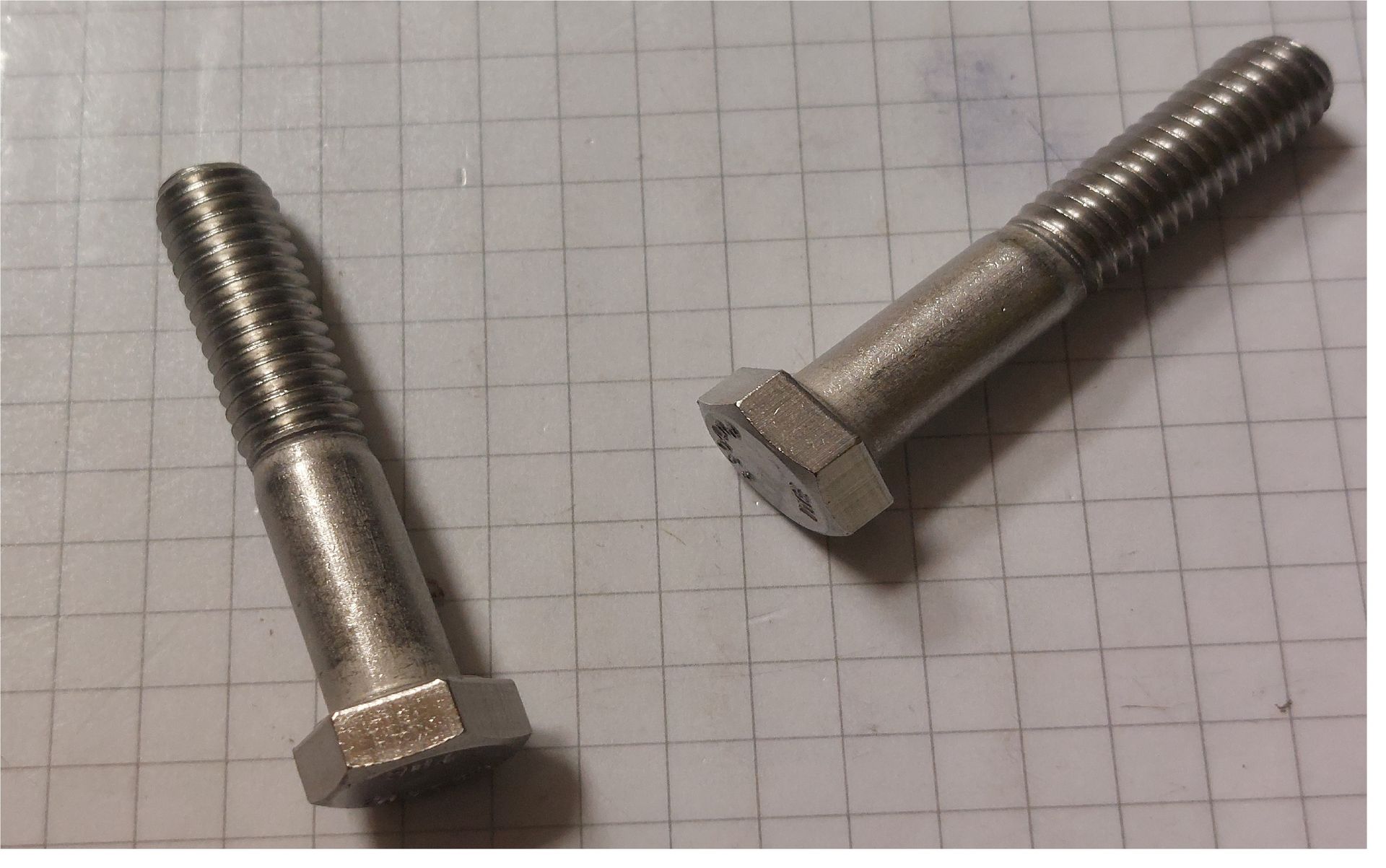 [18-8 Stainless Steel Hex Head Screw, 3/8"-16 Thread Size, 2" Long, Partially Threaded] WA45971/SS