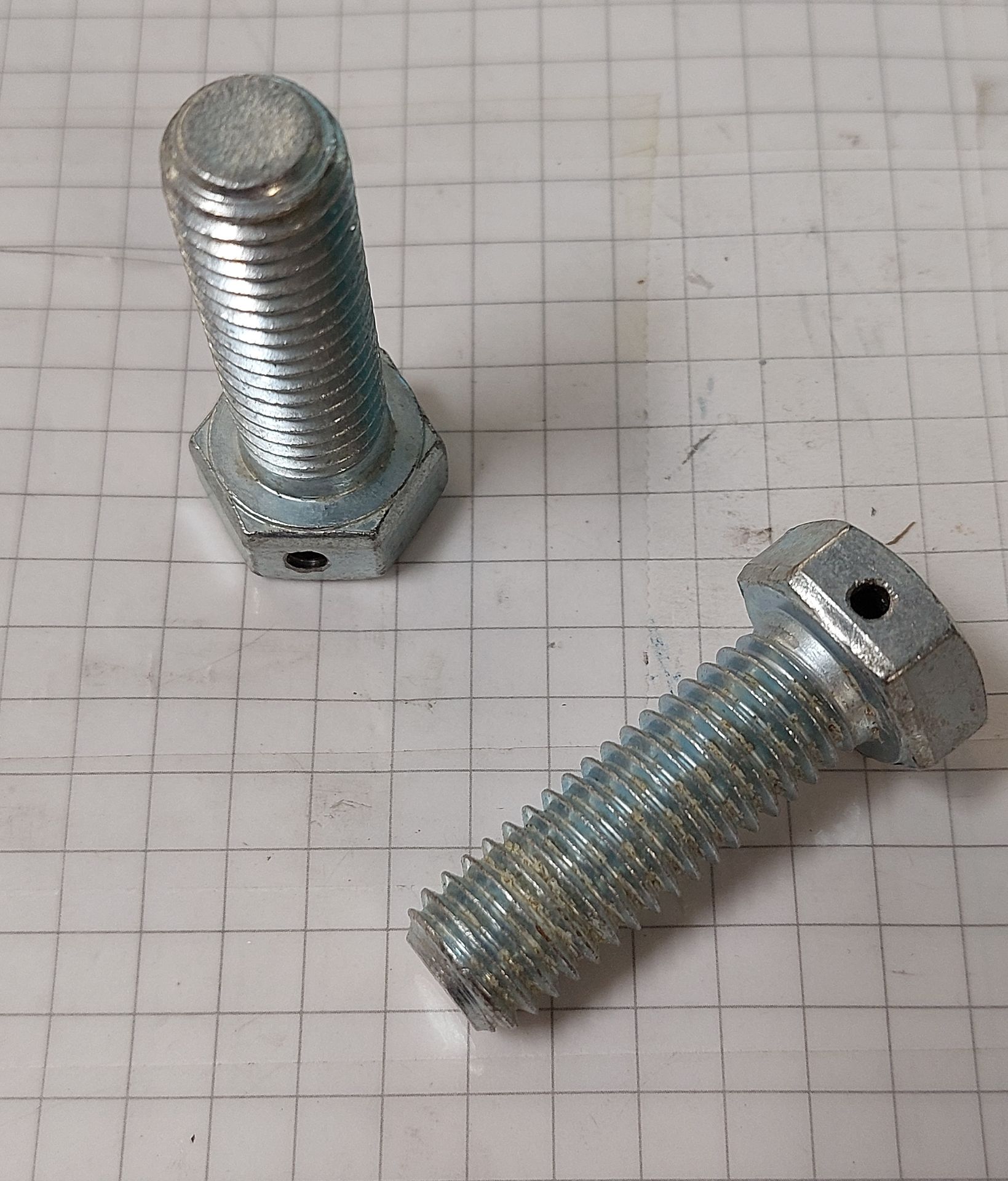 [SHCS 1/2 - 13 X 1-1/2] WA44551