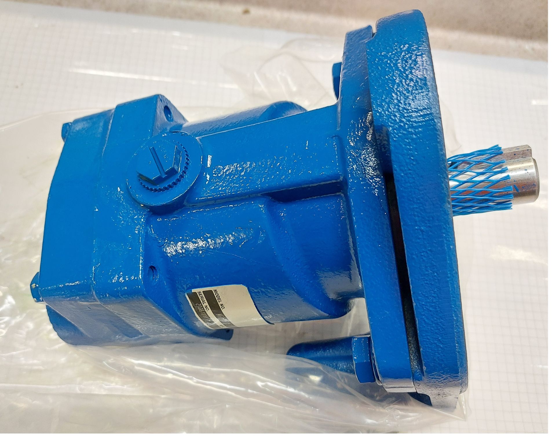 [HYDRAULIC MOTOR] WA83581